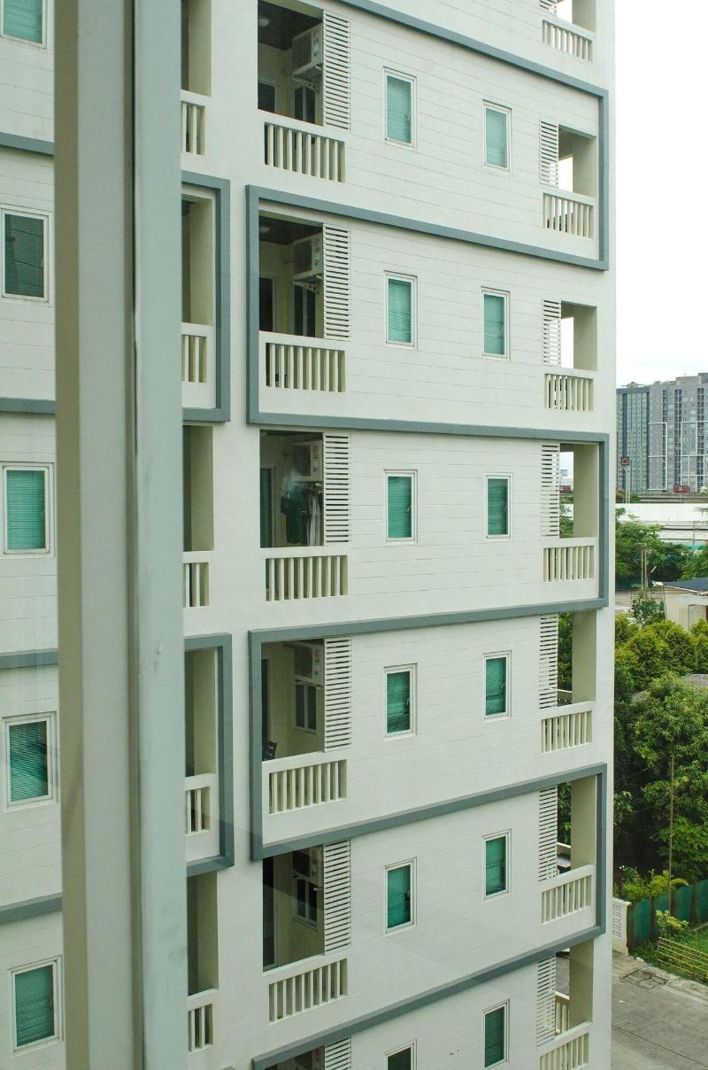 The Platinum Suite Bangkok - Genel