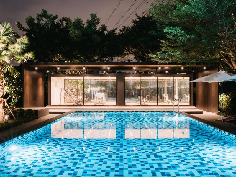 The Platinum Suite Bangkok - Havuz