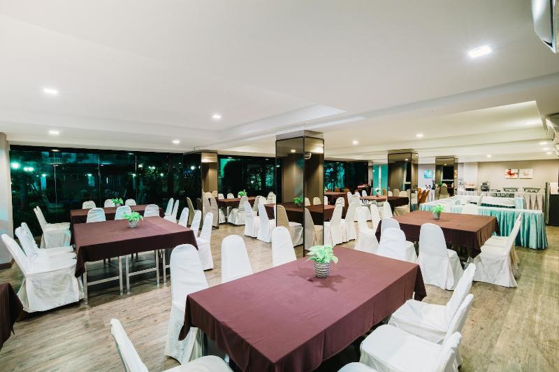The Platinum Suite Bangkok - Restoran