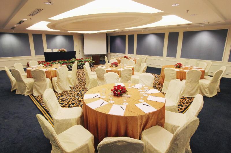 Harmoni One Convention & Service Apartment - Toplantı