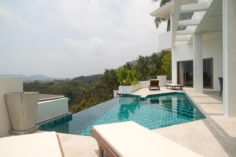 Tropical Sea View Residence - Genel