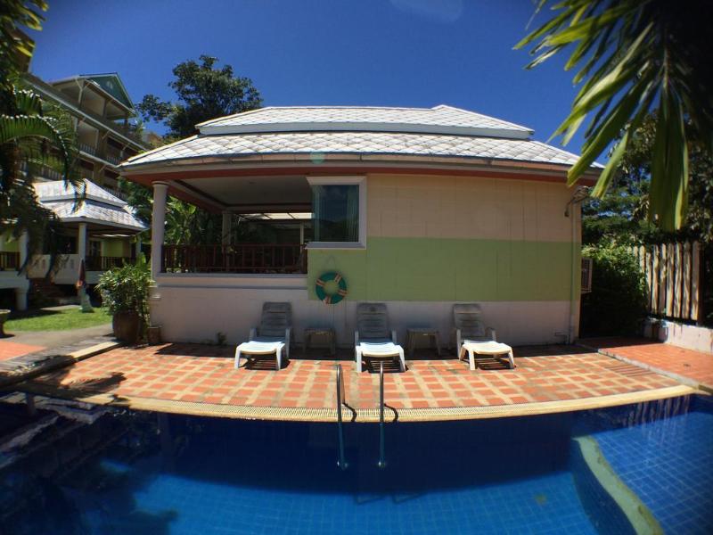 Lemon House Patong - Genel
