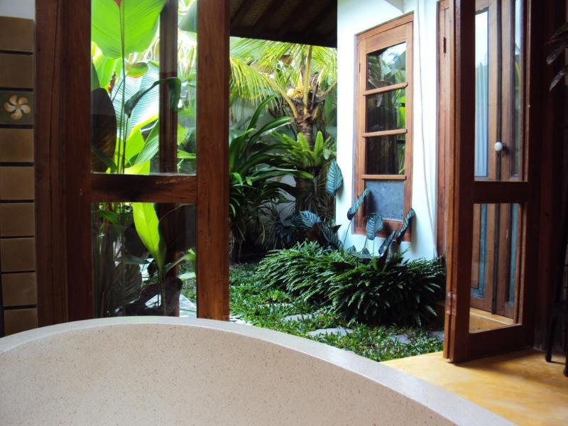 Ubud Syailendra - Genel