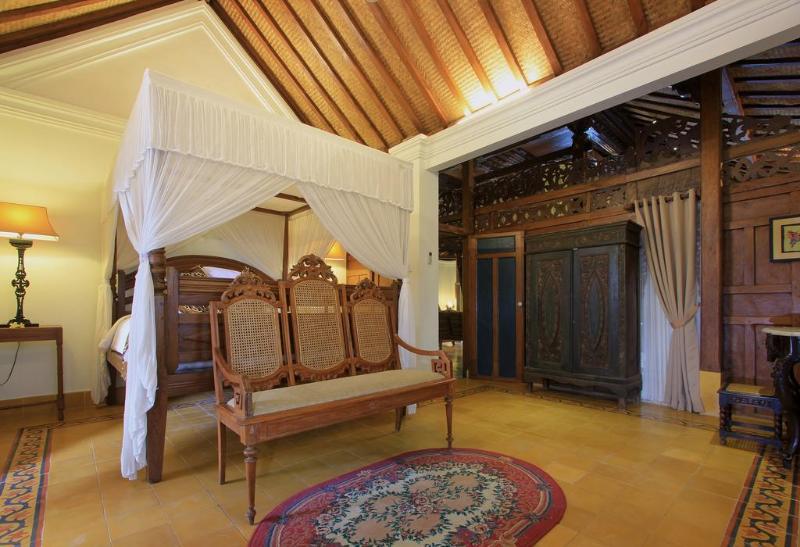 Ubud Syailendra - Genel