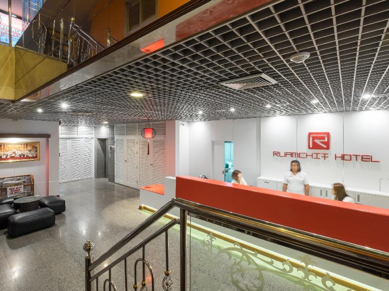 Ruamchitt Plaza Hotel - Lobi