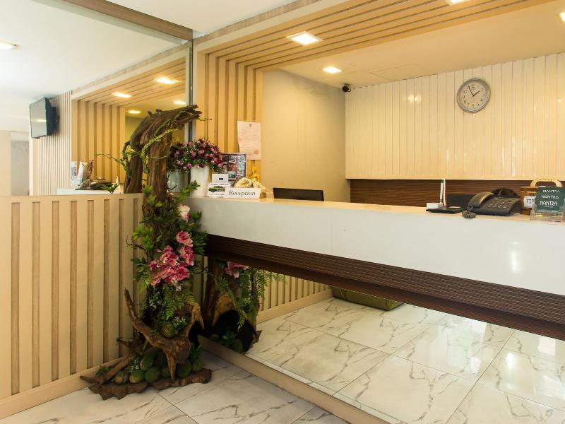 Nantra Ploenchit - Lobi