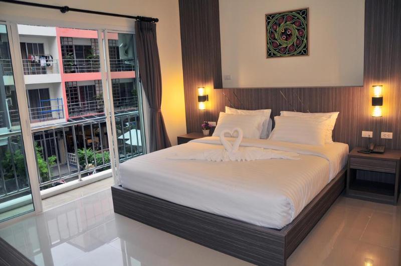 The Cocoon Patong - Genel