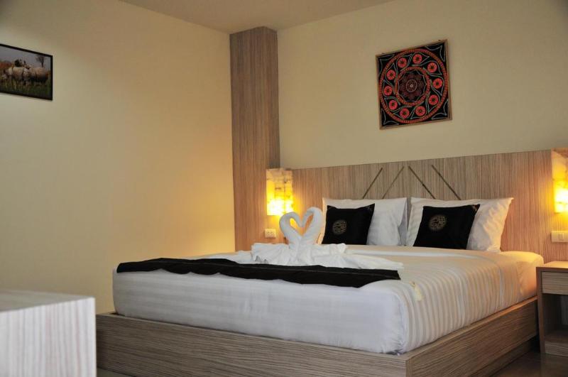 The Cocoon Patong - Genel