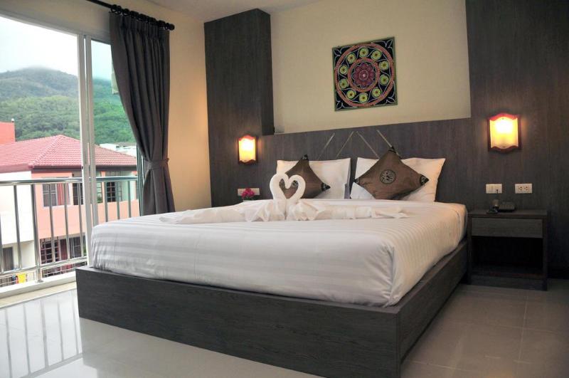 The Cocoon Patong - Genel