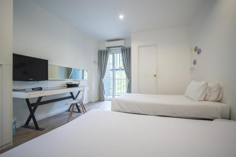 Blu Monkey Bed & Breakfast Phuket - Oda