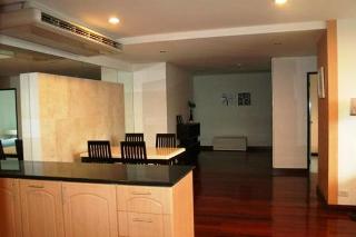 Teja Lakeview Apartments otel fotoğrafı