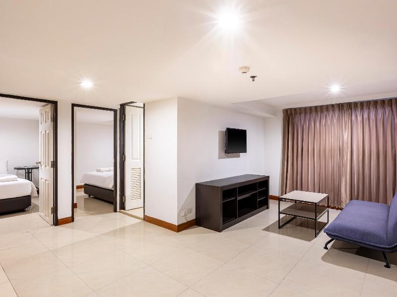 Teja Lakeview Apartments - Oda