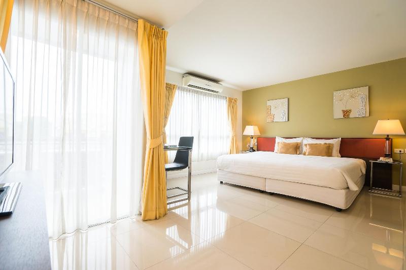Beyond Suite Hotel - Oda