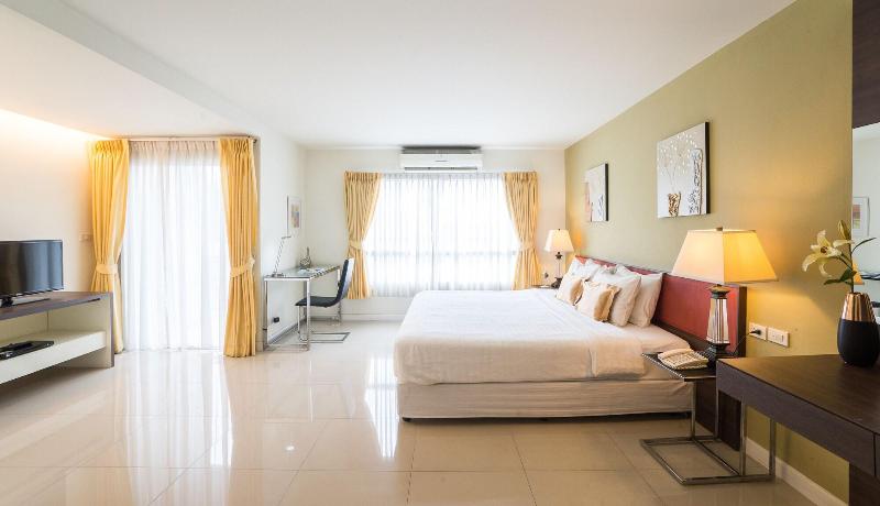 Beyond Suite Hotel - Oda