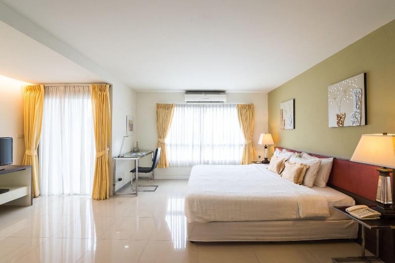 Beyond Suite Hotel - Oda
