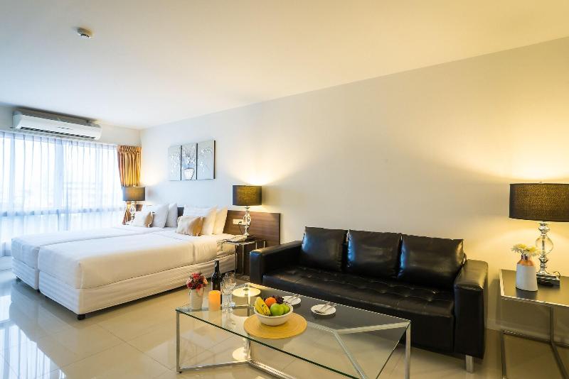 Beyond Suite Hotel - Oda