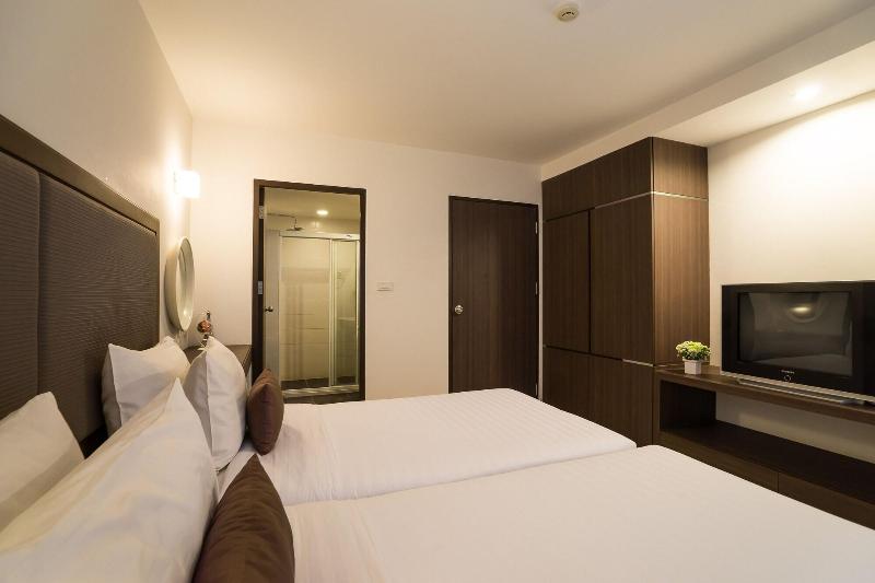 Beyond Suite Hotel - Oda