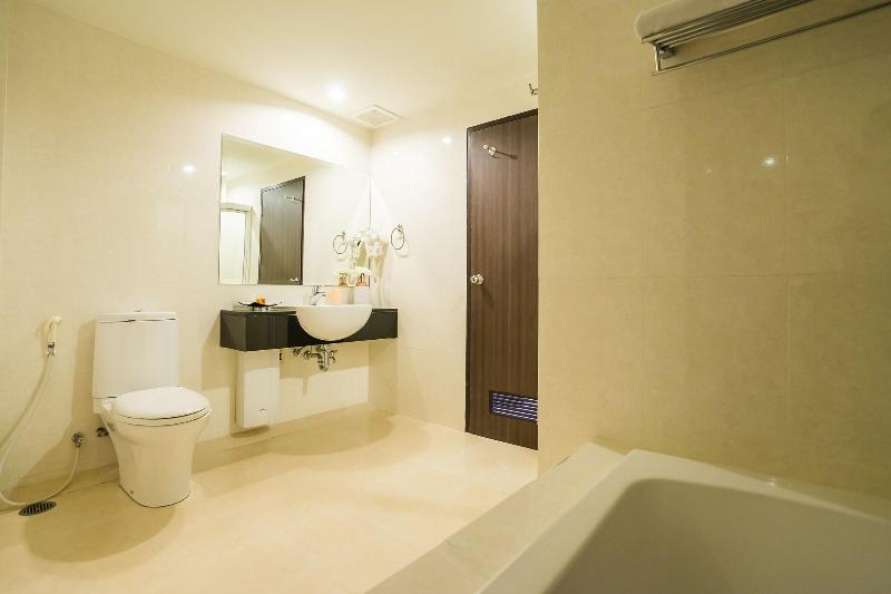 Beyond Suite Hotel - Oda