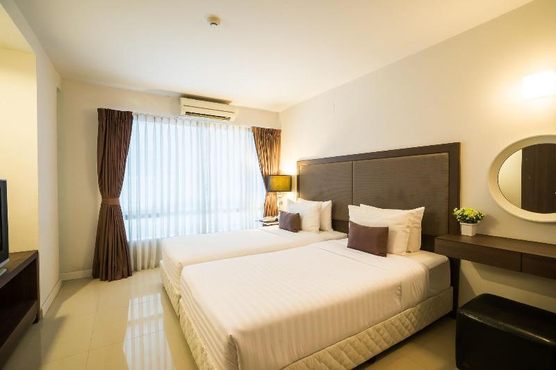 Beyond Suite Hotel - Oda