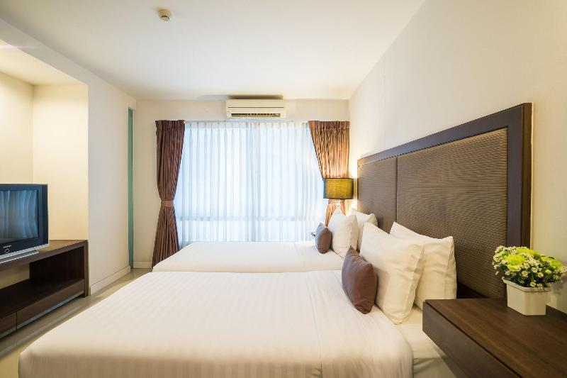 Beyond Suite Hotel - Oda