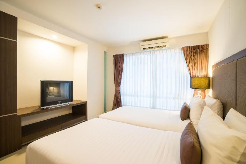 Beyond Suite Hotel - Oda