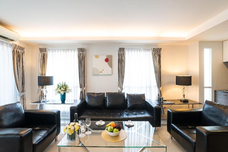 Beyond Suite Hotel - Oda