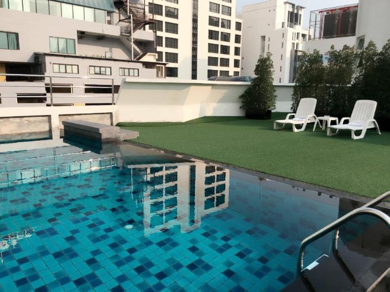 Graceland Bangkok by Grace Hotel - Havuz