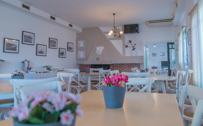 Ostria Hotel and Apartments - Bar