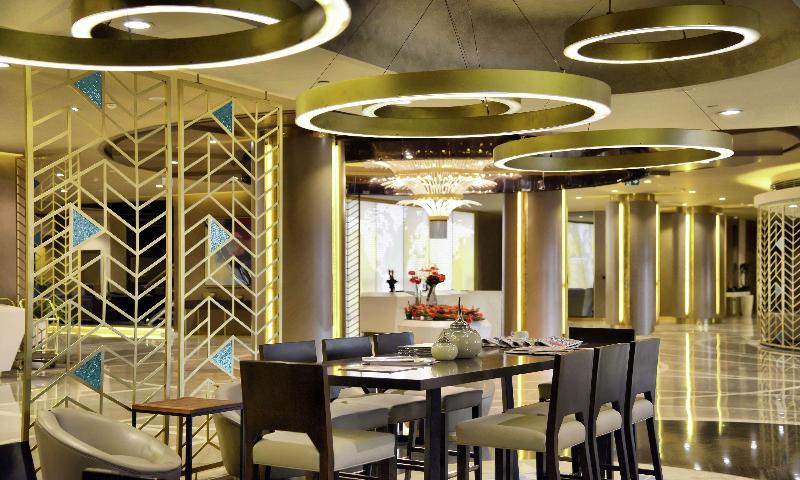 Hilton Istanbul Kozyatagi - Lobi