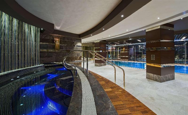 Hilton Istanbul Kozyatagi - Havuz