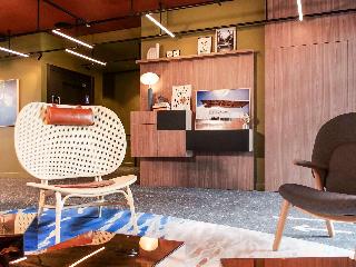 TRIBE Paris Batignolles fotoÄŸrafÄ±
