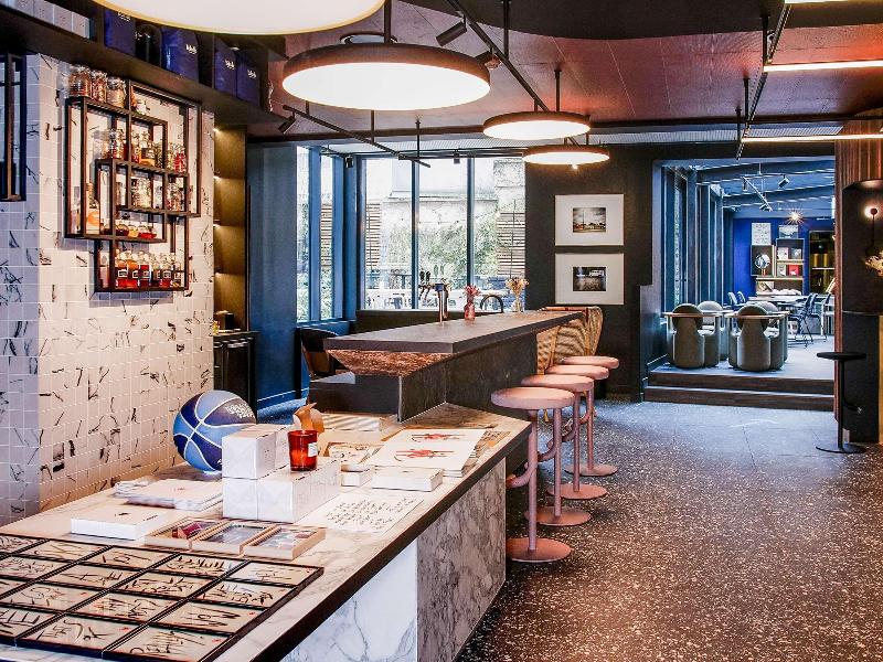 TRIBE Paris Batignolles - Genel