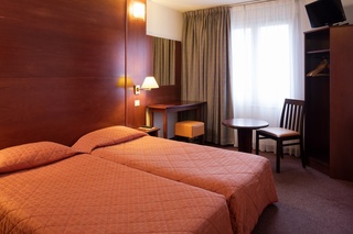 TRIBE Paris Batignolles fotoÄŸrafÄ±