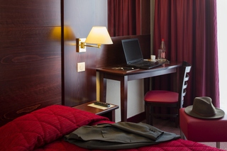 TRIBE Paris Batignolles fotoÄŸrafÄ±