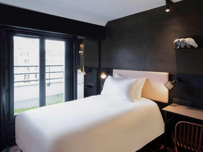 TRIBE Paris Batignolles - Oda