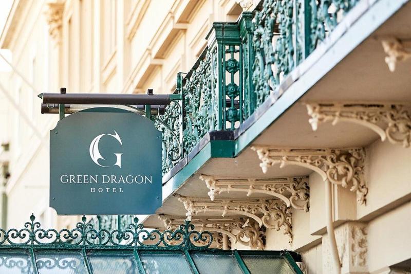 Green Dragon Hotel - Bar