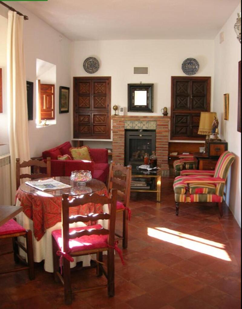 Santa Isabel La Real - Lobi