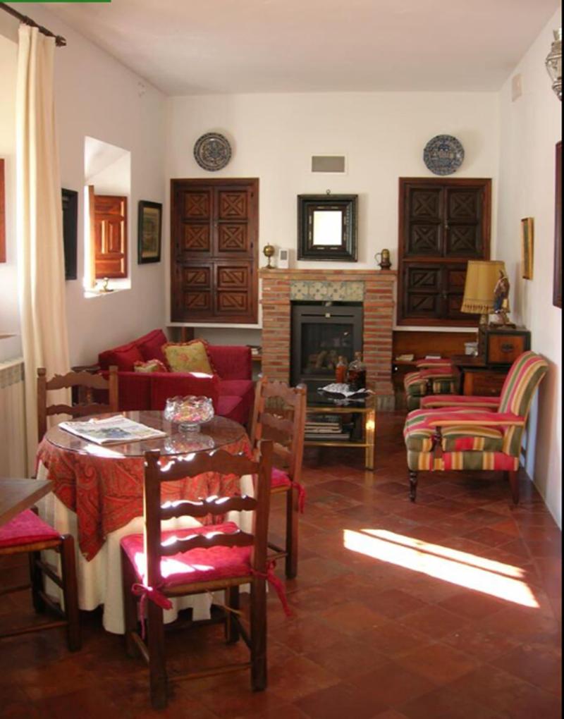 Santa Isabel La Real - Lobi