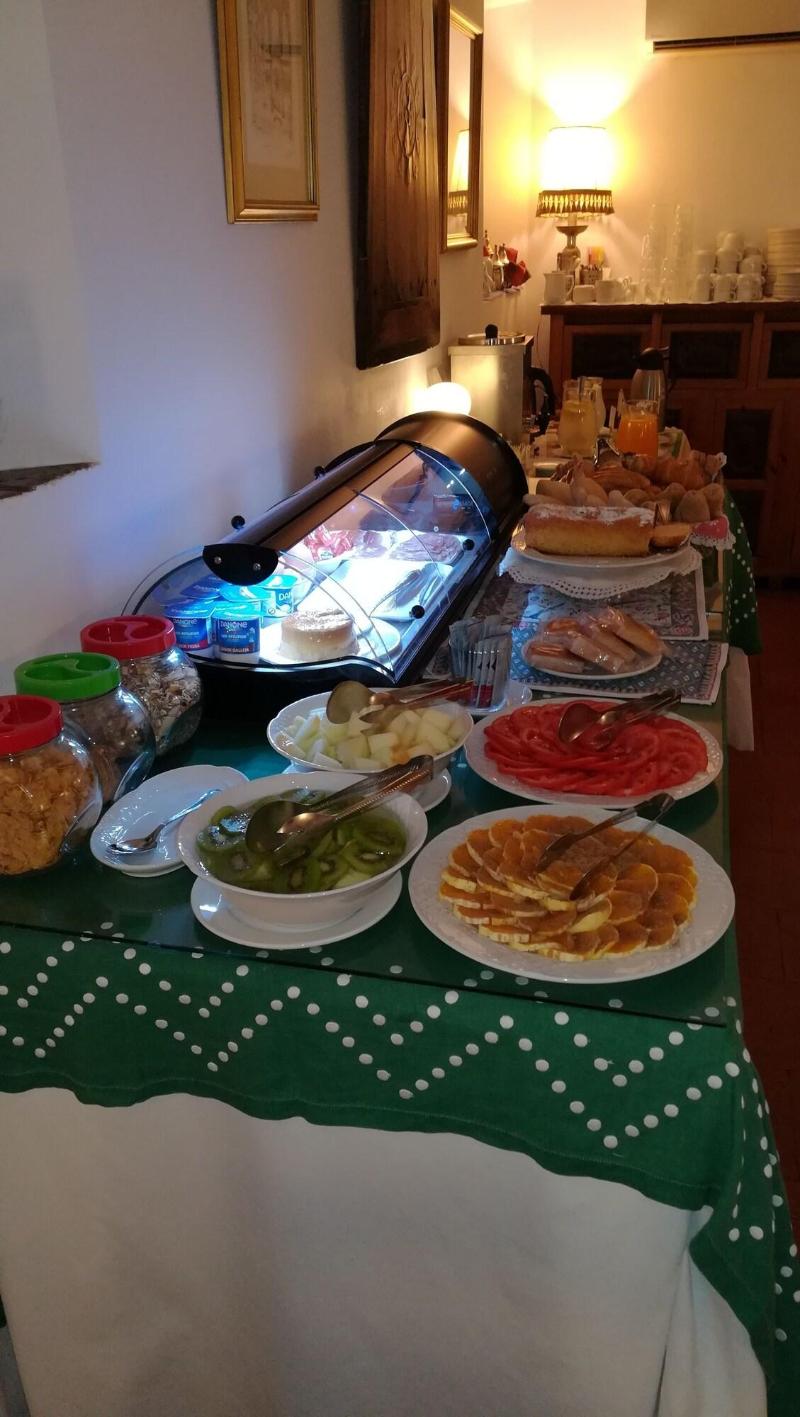 Santa Isabel La Real - Restoran