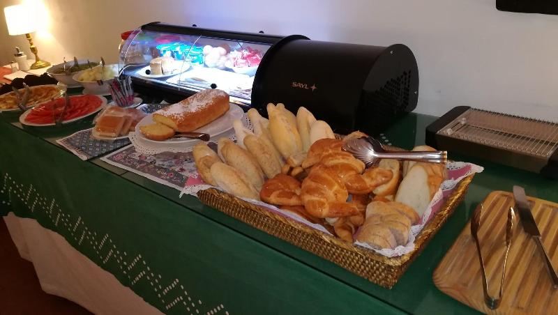 Santa Isabel La Real - Restoran