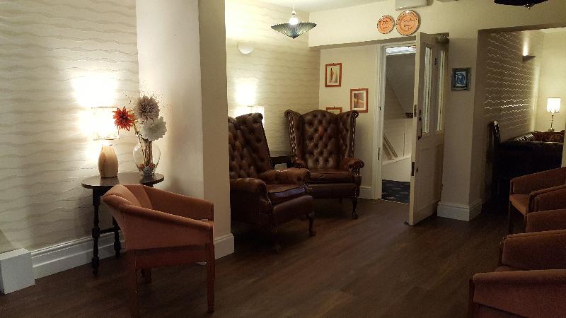 The Edward Hotel - Bar