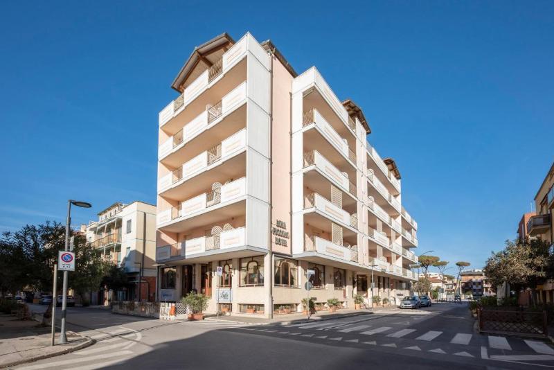 Lola Piccolo Hotel - Genel