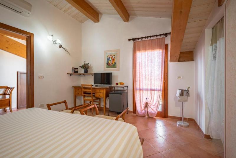 Lola Piccolo Hotel - Oda