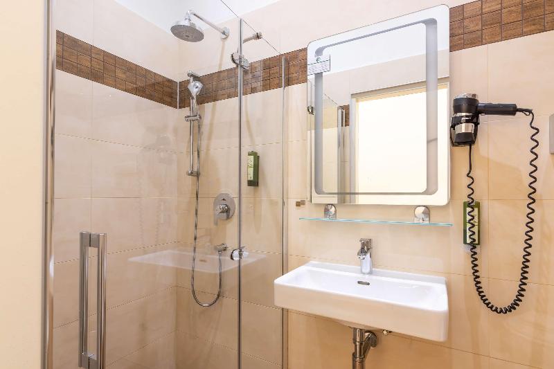 Best Western Hotel Strasser - Oda
