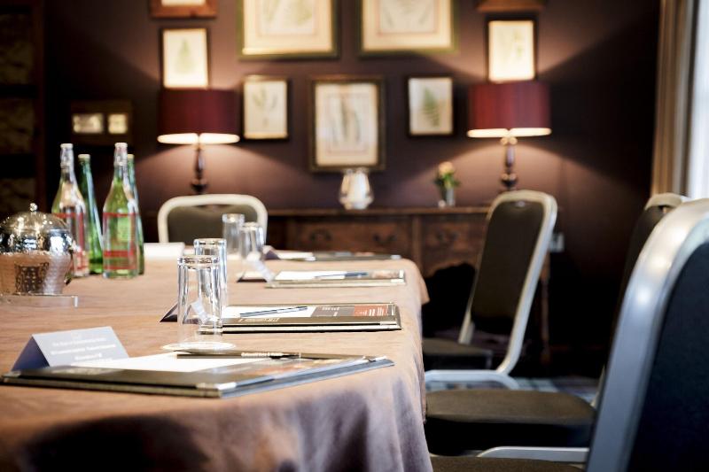 The Bear of Rodborough Hotel - Toplantı