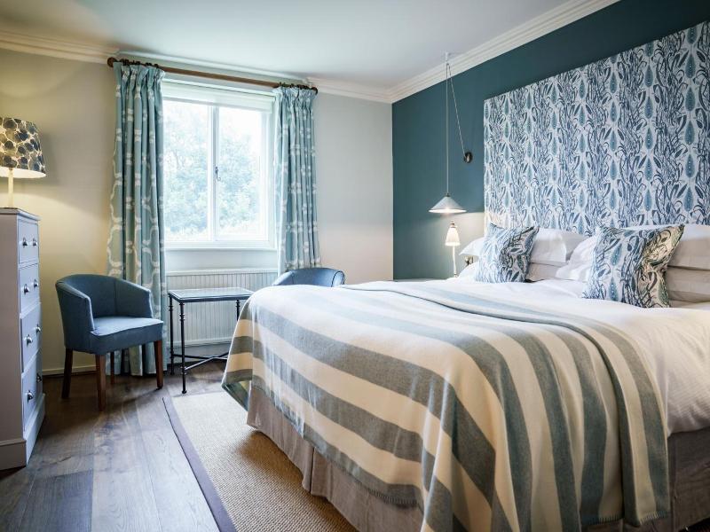 The Bear of Rodborough Hotel - Genel