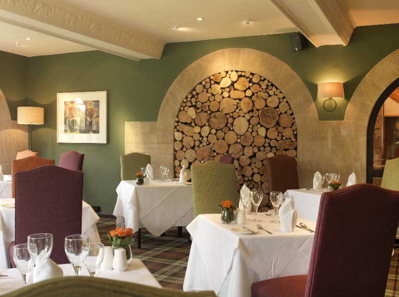 The Bear of Rodborough Hotel fotoÄŸrafÄ±