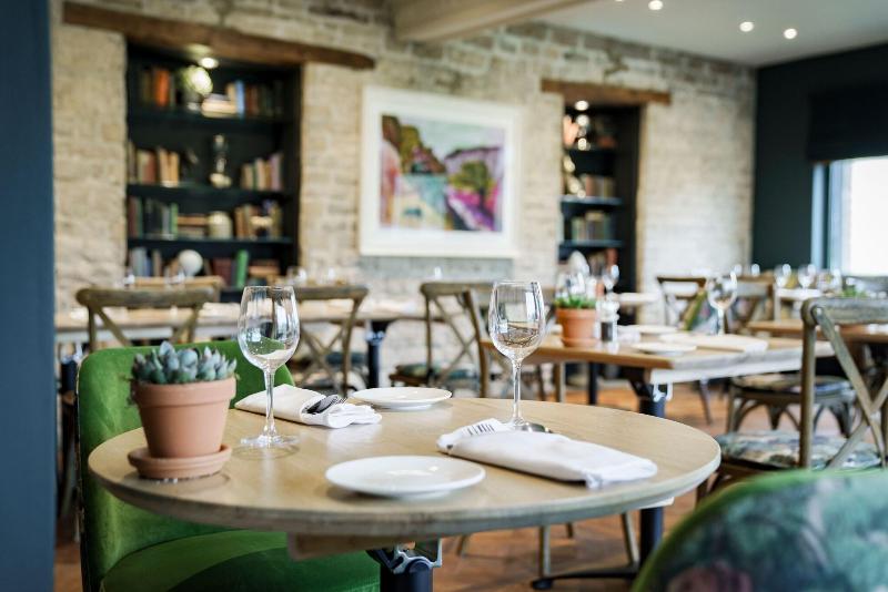 The Bear of Rodborough Hotel - Restoran
