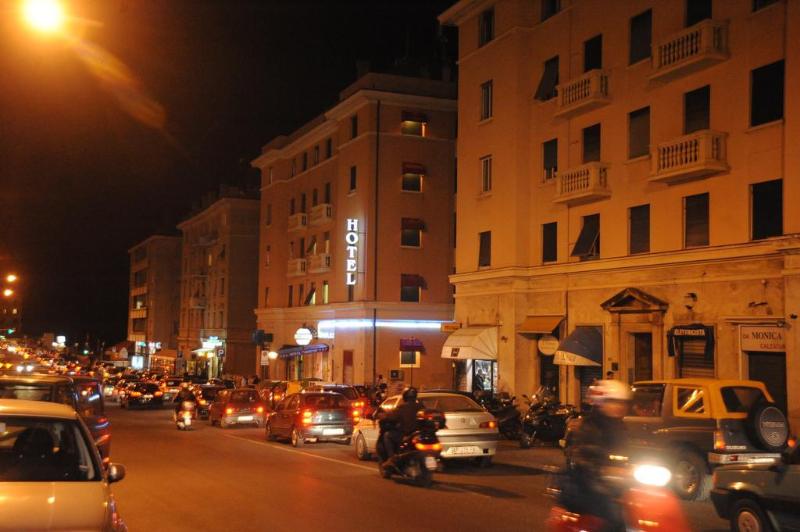 Hotel Tirreno - Genel