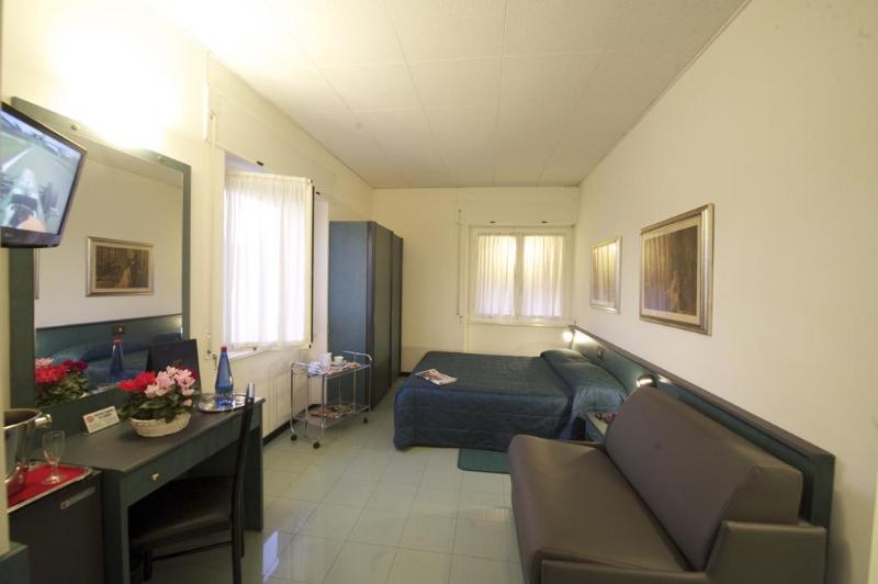 Hotel Tirreno - Genel